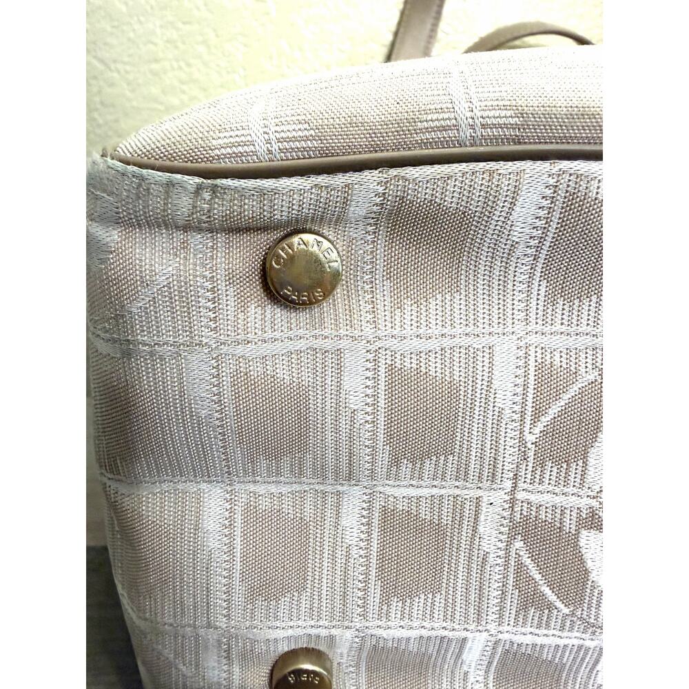 Vintage Chanel Travel Line Tote PM Beige Tan Jacquard CC Canvas Leather Handles - Picture 3 of 11